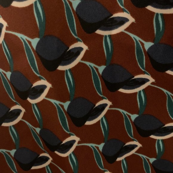 Silky soft Zara printed blouse - Picture 4 of 5